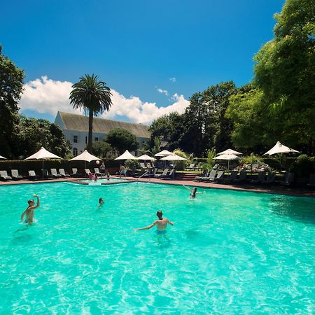 Fancourt Hotel George Exterior photo